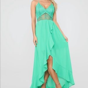 🍃 FASHION NOVA GREEN DRESS 🍃